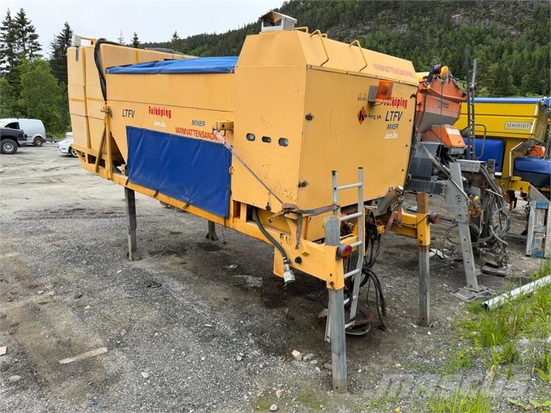 Fastsandspreder Other trucks