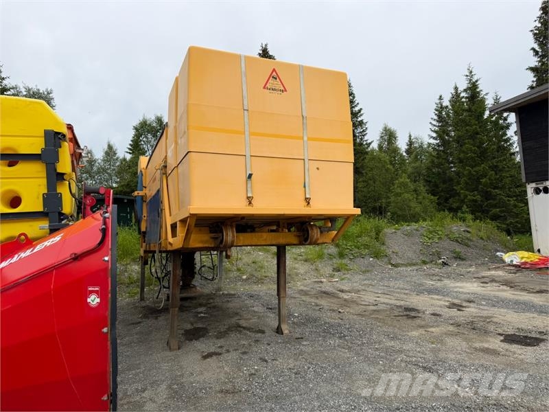 Fastsandspreder Other trucks