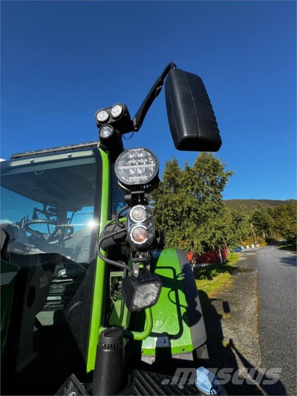 Fendt 724 Vario Profi+ - Spakstyring - Isobus - 50 km/t  Traktorer