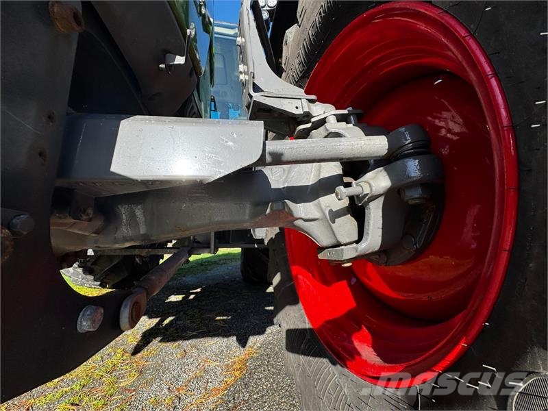 Fendt 724 Vario Profi+ - Spakstyring - Isobus - 50 km/t  Traktorer