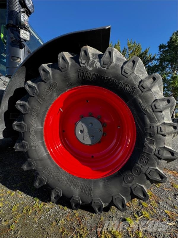 Fendt 724 Vario Profi+ - Spakstyring - Isobus - 50 km/t  Traktorer