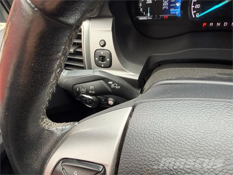 Ford Ranger Voiture