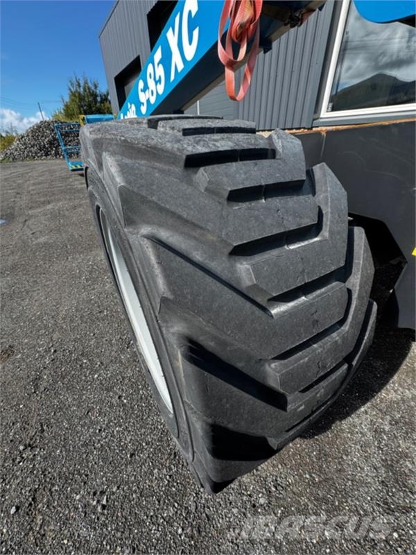 Genie S-85 XC Bomlift 4x4 - selges som delemaskin / rep. Ножничные подъемники