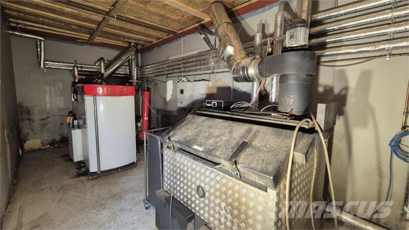 Gilles 179 kW Sonstige Baumaschinen