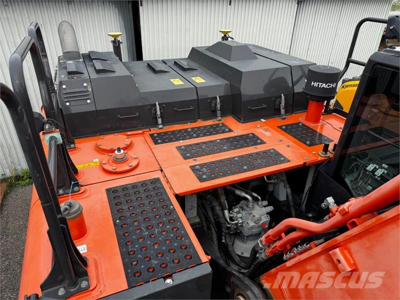 Hitachi Zaxis 300LC Crawler excavators