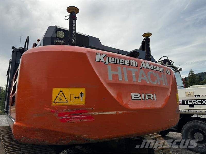Hitachi Zaxis 300LC Crawler excavators