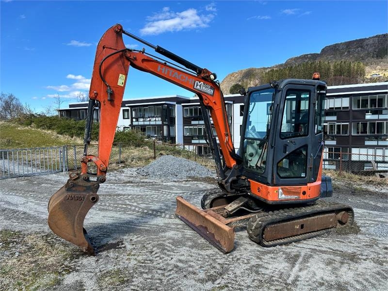 Hitachi ZX38U-5 – Lavt timetall – 2 x Nasta skuffer – Ny s, 2014