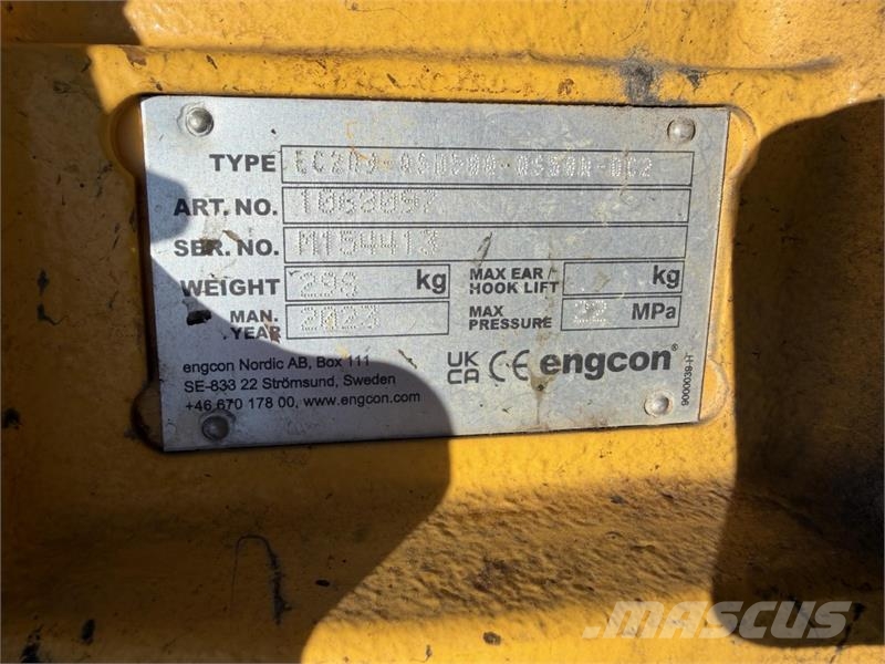 Hitachi ZX85US-6 beltegraver - Engcon tiltrotator med EC-O Escavadeiras de esteiras