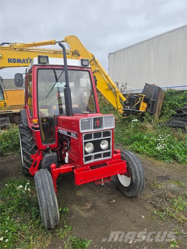 International 585 XL 2WD Tratores Agrícolas usados