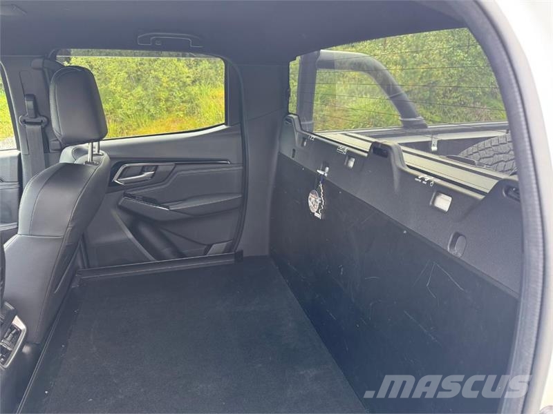 Isuzu D-max Automašīnas