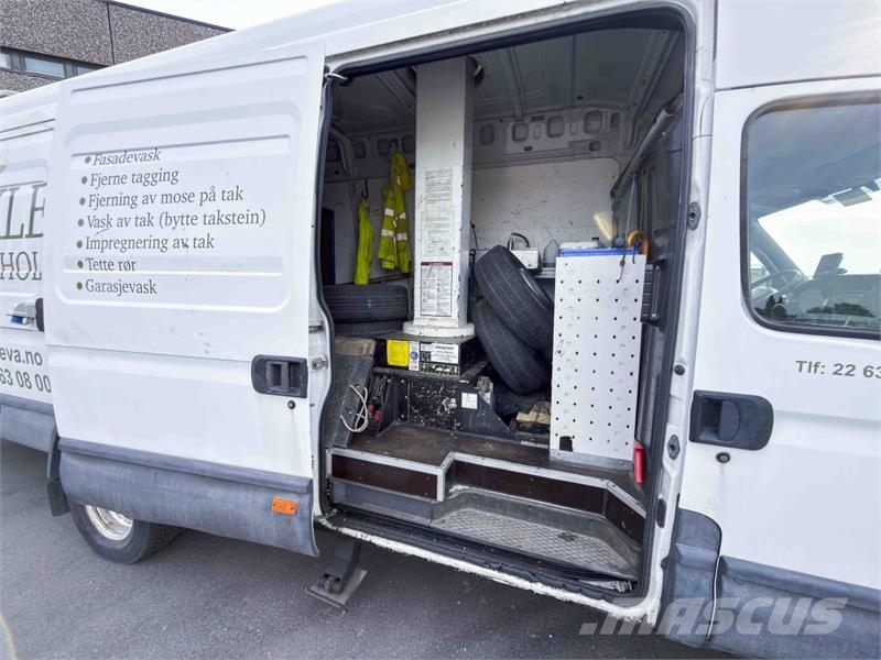 Iveco 2010 Iveco Daily 65C18 liftbil - Nifty VM140 perso Andere Fahrzeuge