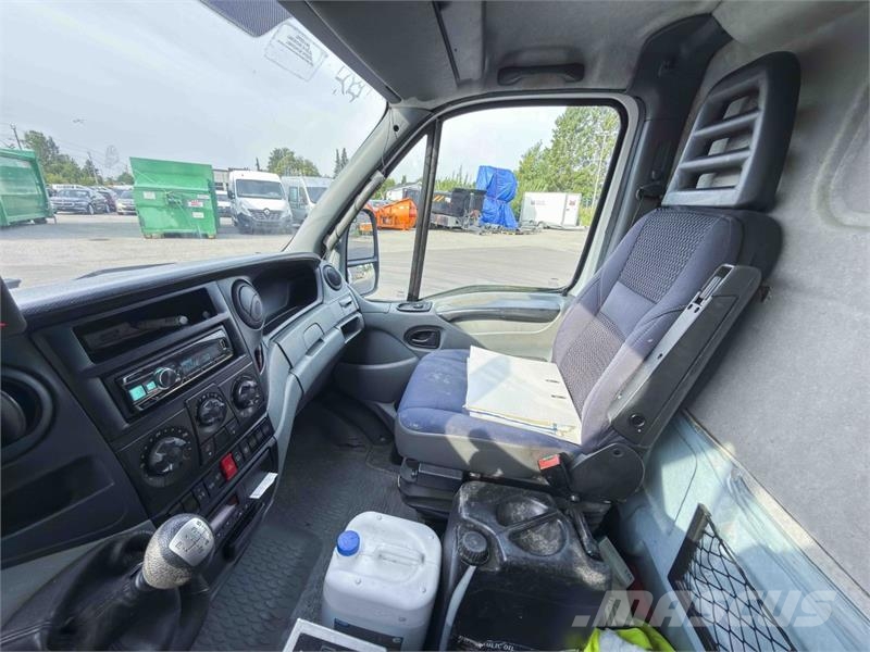 Iveco 2010 Iveco Daily 65C18 liftbil - Nifty VM140 perso Andere Fahrzeuge