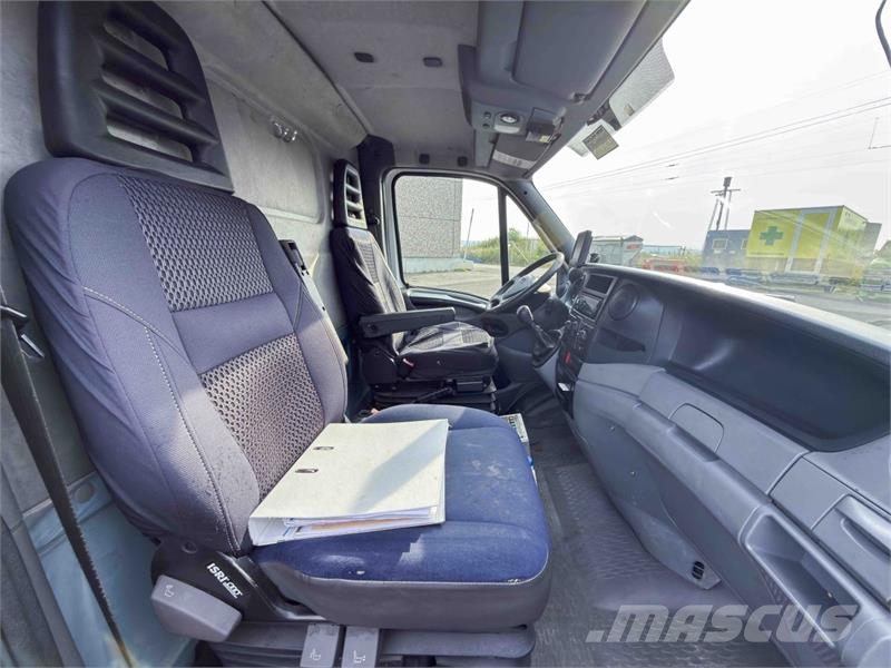 Iveco 2010 Iveco Daily 65C18 liftbil - Nifty VM140 perso Andere Fahrzeuge