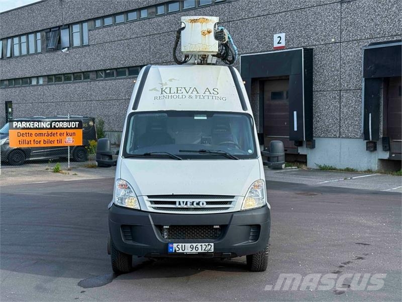 Iveco 2010 Iveco Daily 65C18 liftbil - Nifty VM140 perso Andere Fahrzeuge