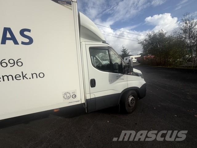 Iveco Daily Personbilar