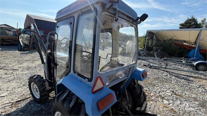 Jinma 354 traktor, frontlaster, 664 t Traktorer