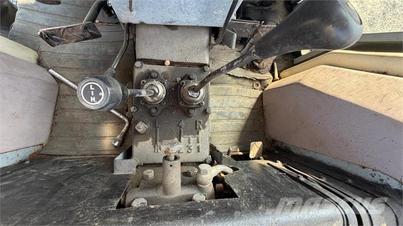 Jinma 354 traktor, frontlaster, 664 t Traktorer
