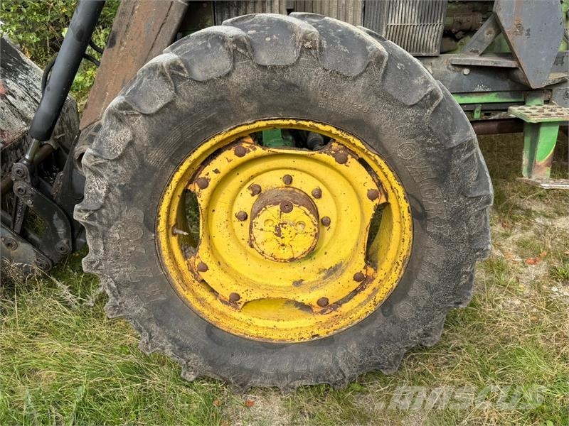 John Deere 3050 S Traktorer