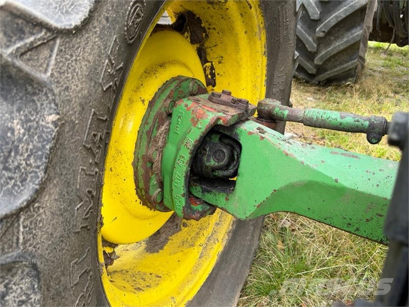 John Deere 3050 S Traktorer