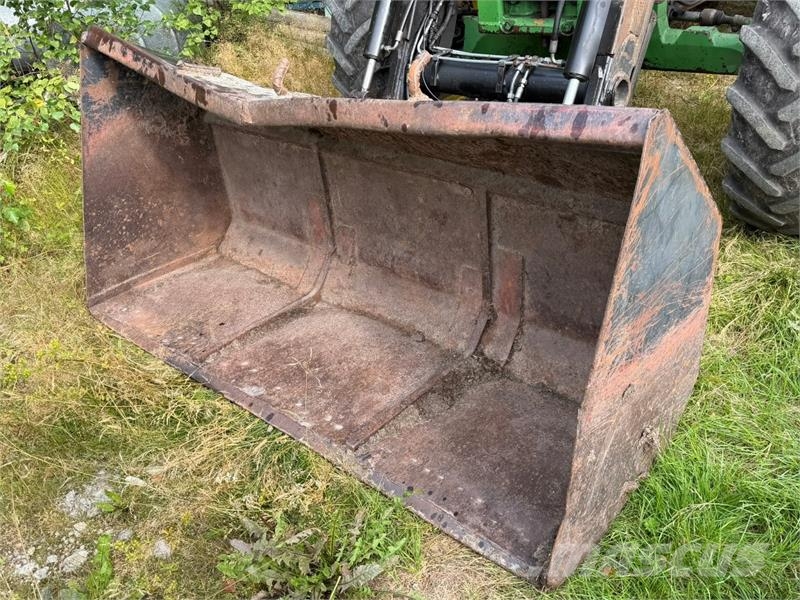 John Deere 3050 S Traktorer