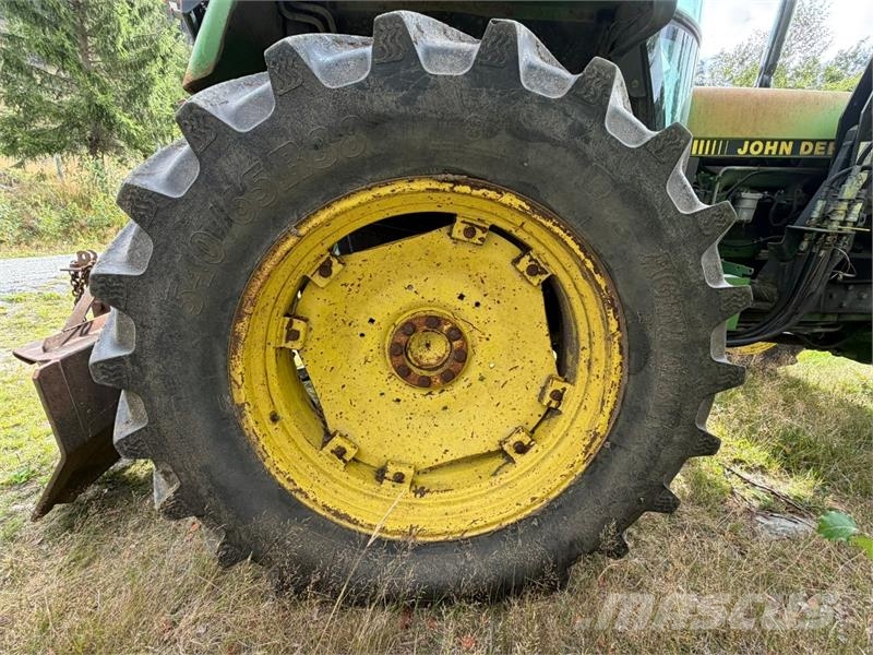 John Deere 3050 S Traktorer