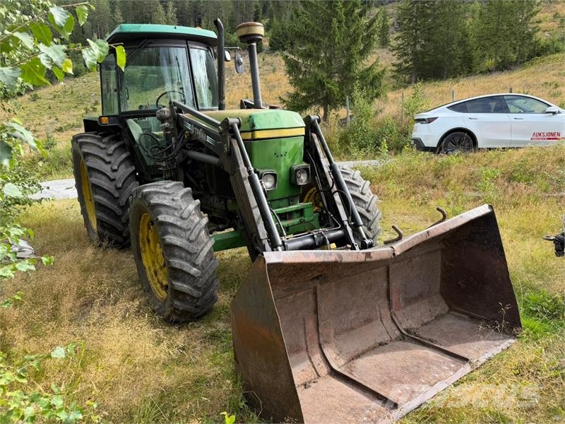 John Deere 3050 S Traktorer