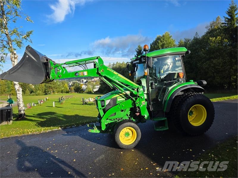 John Deere 4066R Traktorer