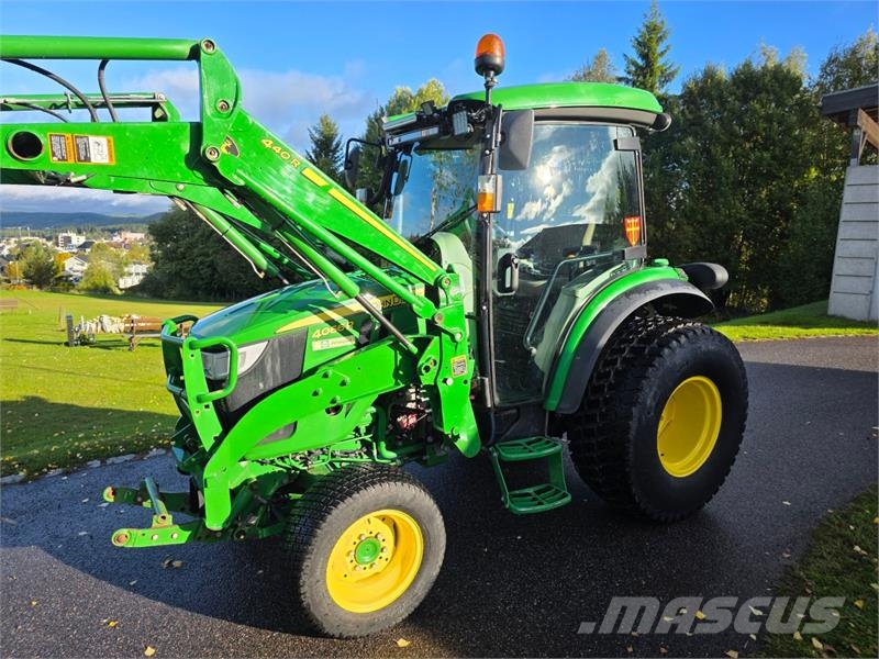 John Deere 4066R Traktorer