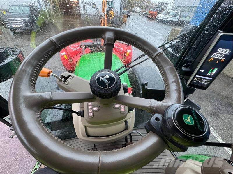 John Deere 5125R Traktoren