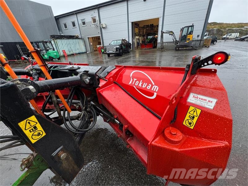 John Deere 5125R Трактори