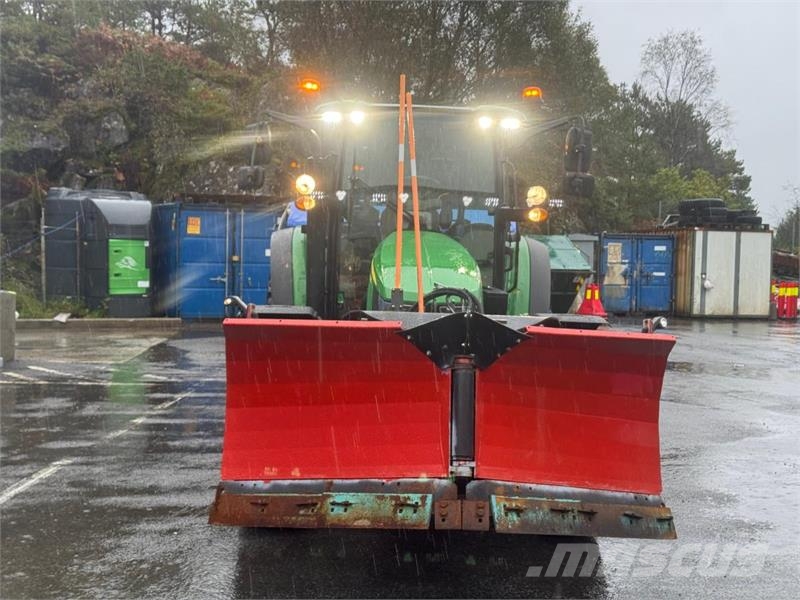 John Deere 5125R Traktoren