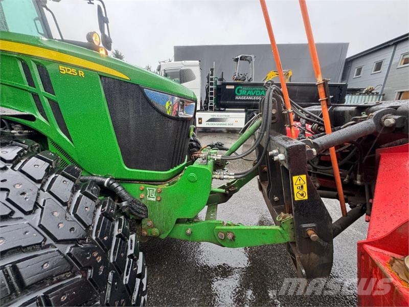 John Deere 5125R Traktoren