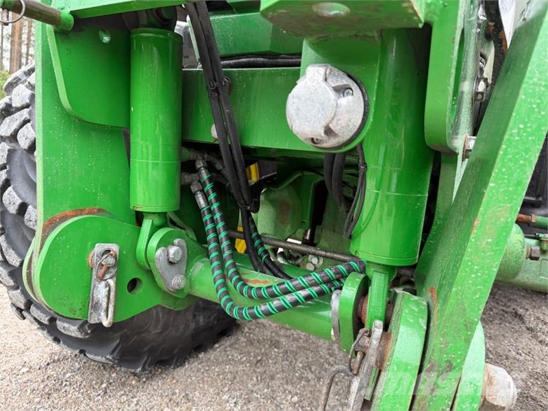 John Deere 6155 R Tractors