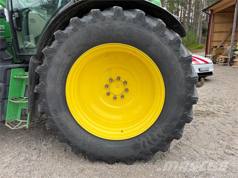 John Deere 6155 R Tractors