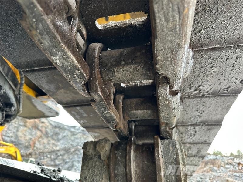 Komatsu PC 360 LC-10 gravemaskin med G90 feste حفارات زحافة