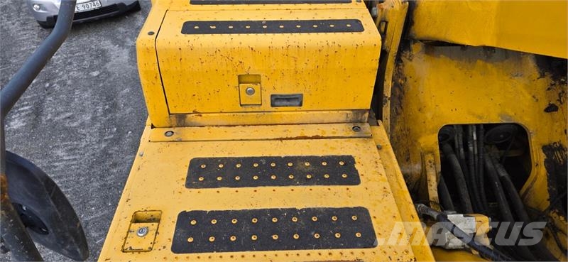 Komatsu PC490LC-11 Beltegraver