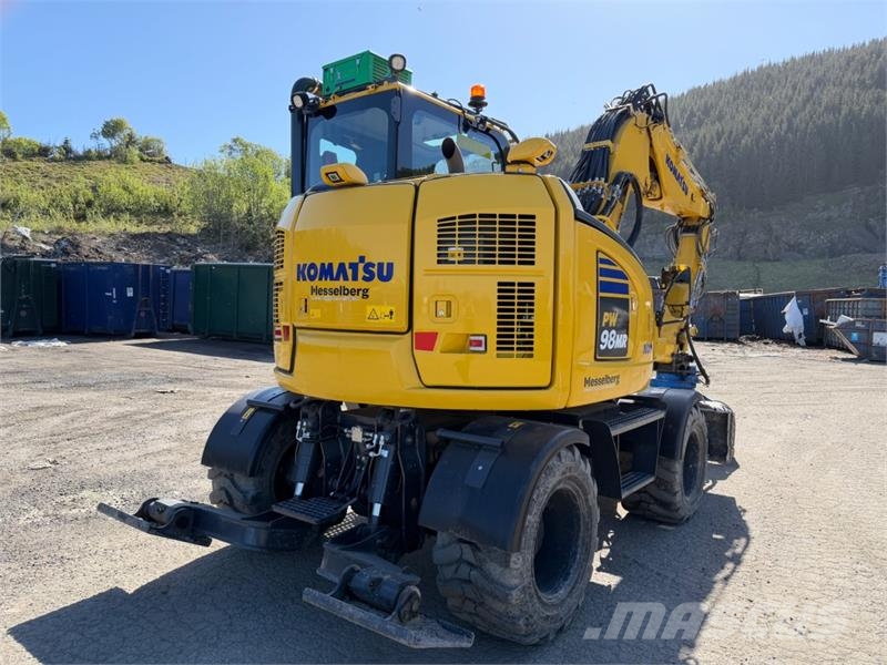 Komatsu PW98 MR Hjulgraver med knekkbom, skjær, støttelabb Crawler excavators