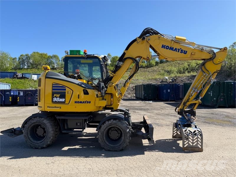 Komatsu PW98 MR Hjulgraver med knekkbom, skjær, støttelabb Crawler excavators