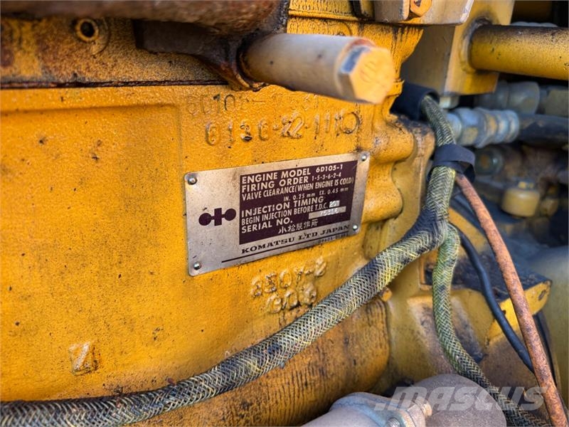 Komatsu WA200 Hjullaster Chargeuse sur pneus