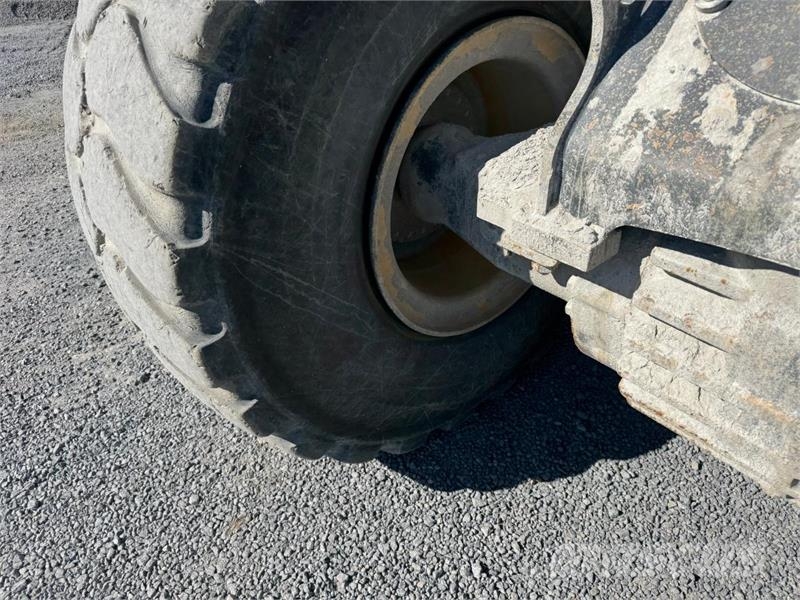 Komatsu WA475 HJULLASTER - 5000L SKUFFE Iekrāvēji uz riteņiem