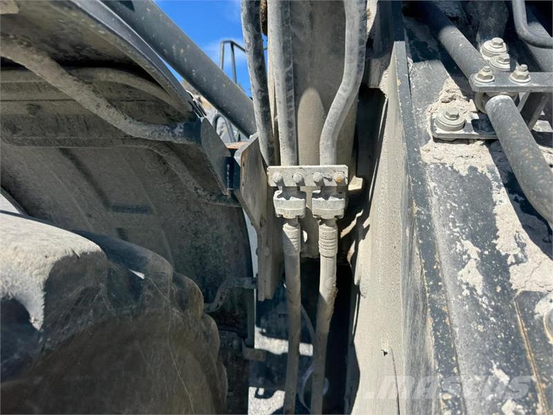 Komatsu WA475 HJULLASTER - 5000L SKUFFE Iekrāvēji uz riteņiem