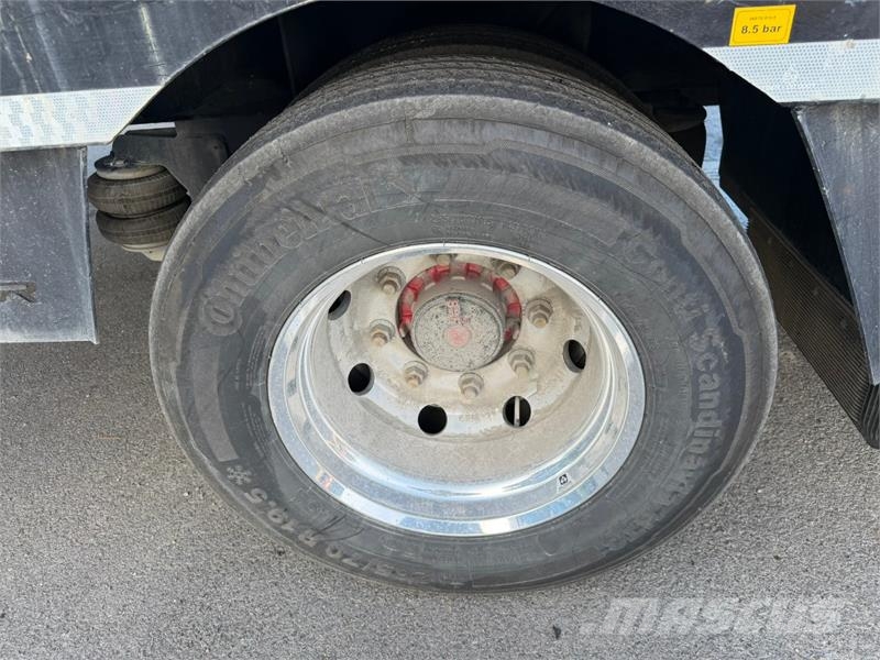 KT3-ST Semitralle مقطورات أخرى