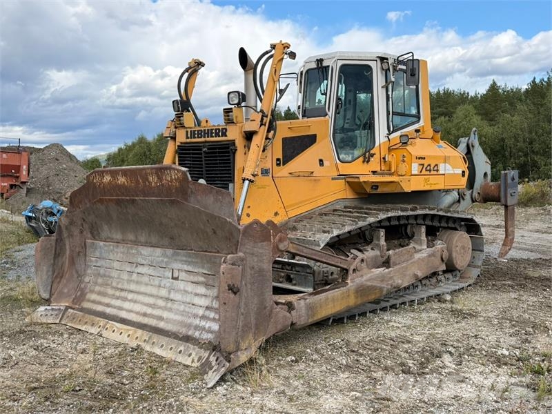 Liebherr PR 744 L Bulldoser Other