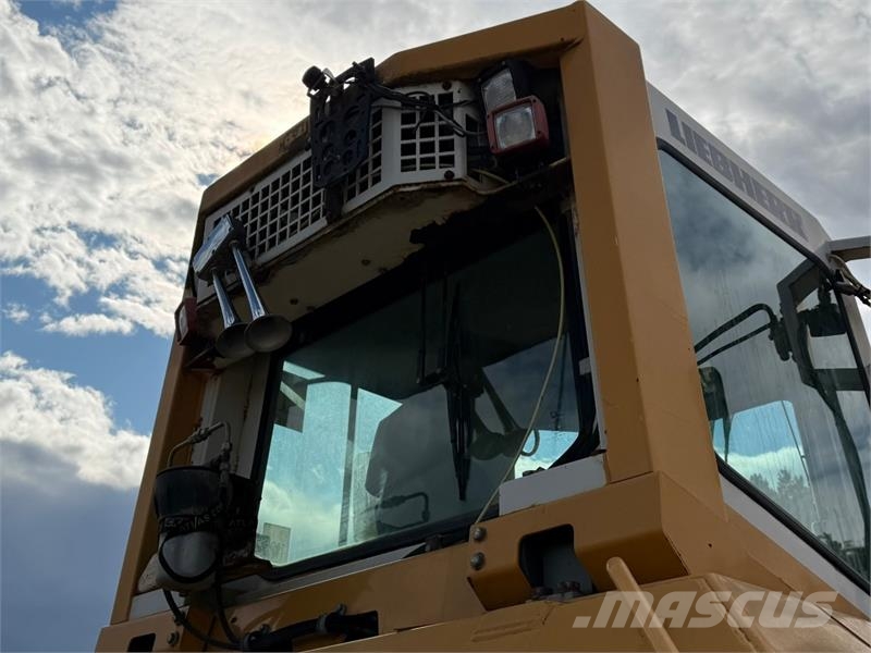 Liebherr PR 744 L Bulldoser Other