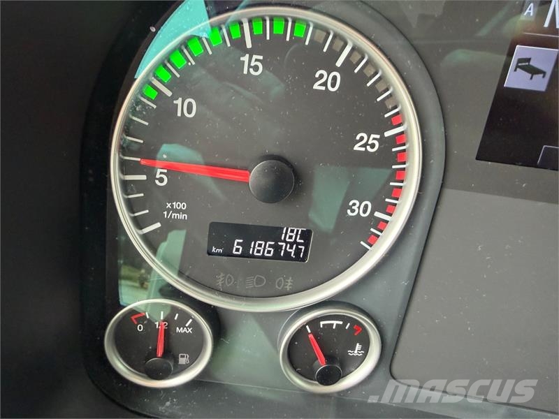 MAN TGX 26.640 SKAPBIL - 6*4 Skříňová nástavba