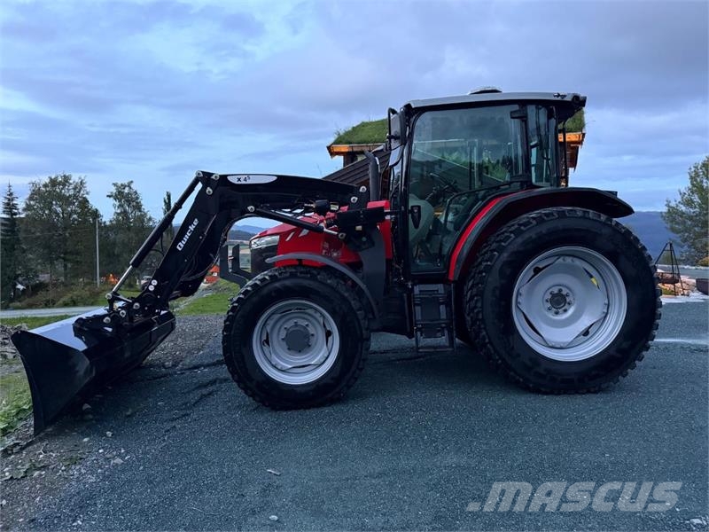 Massey Ferguson 5711 Traktorji