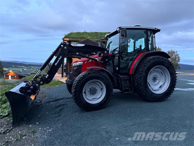 Massey Ferguson 5711 Traktorji