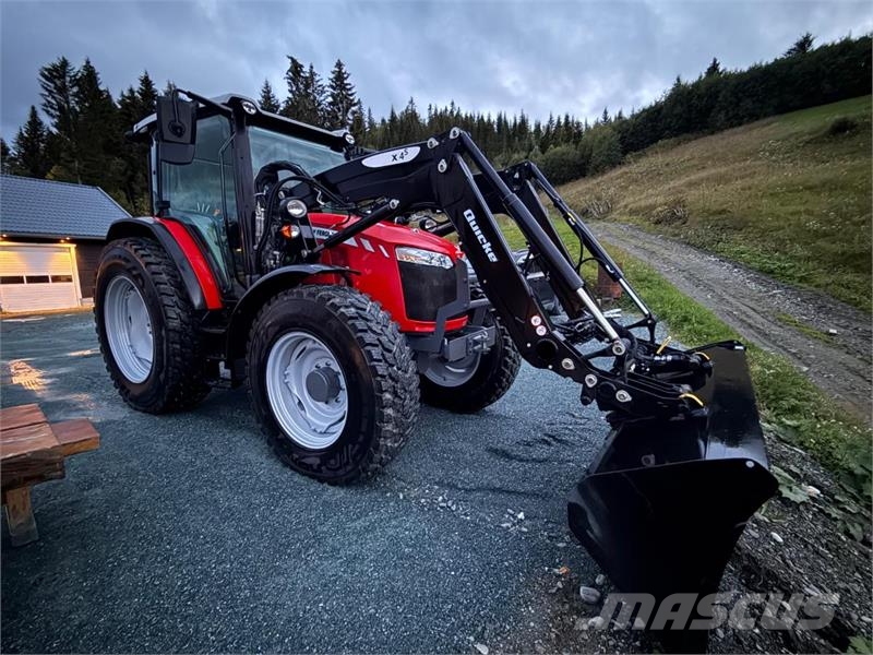 Massey Ferguson 5711 Traktorji