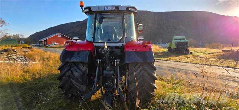 Massey Ferguson 5S.145 Traktorer