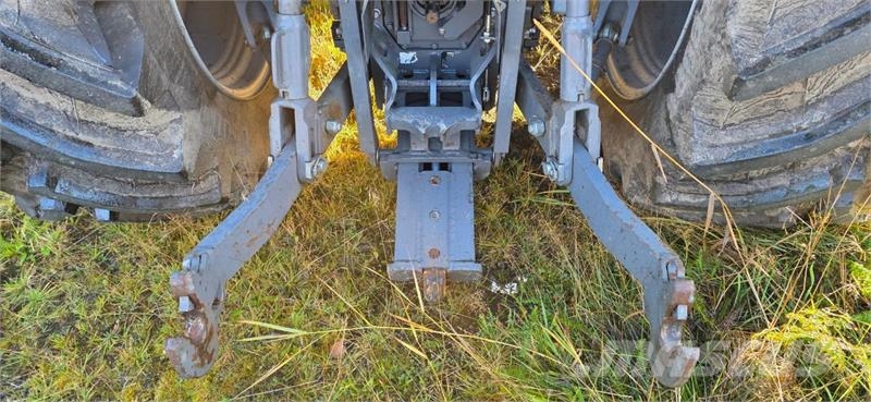 Massey Ferguson 5S.145 Traktorer